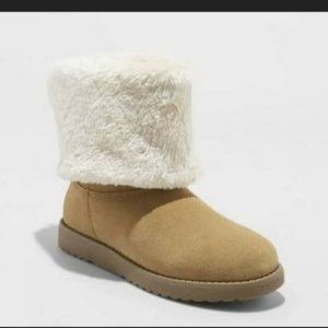 Universal Thread -Bela Chestnut Suede Cuff Boots-